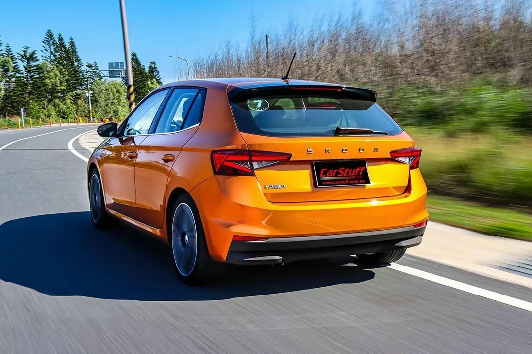 2024斯柯达晶锐:海外预售7万,高配搭载1.5t引擎,立体感十足