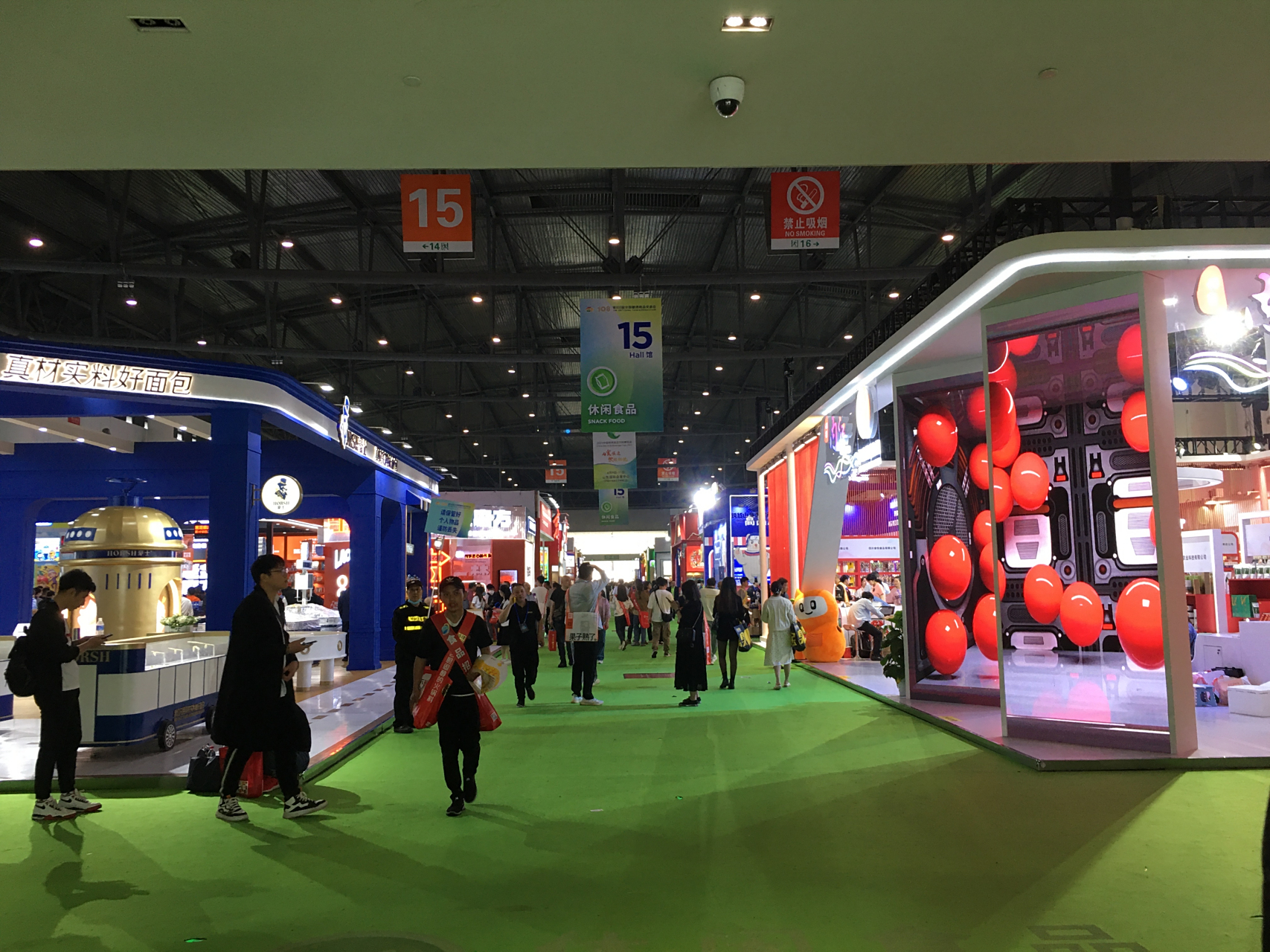 俗话说:糖酒会主会场,开幕就是结束,但是今年的糖酒会主会场依然嗜怂