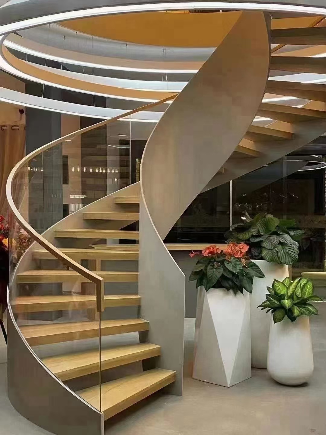 楼梯扶手玻璃热弯弧形玻璃