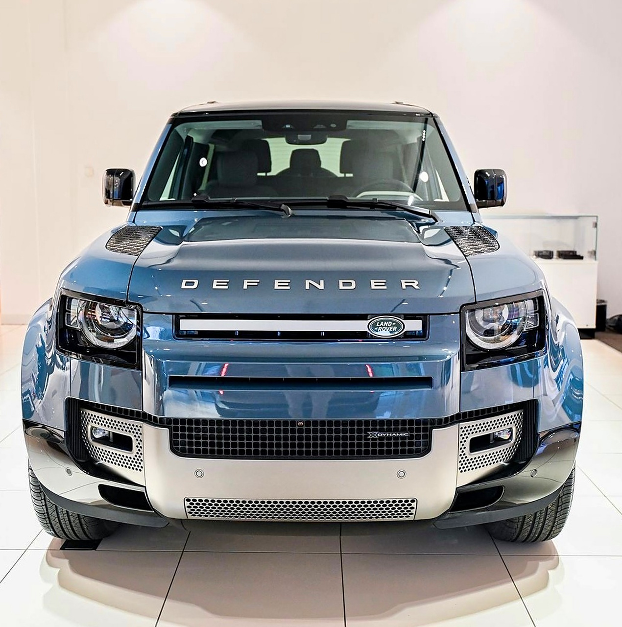 路虎卫士 defender 90 p400 6缸 3.