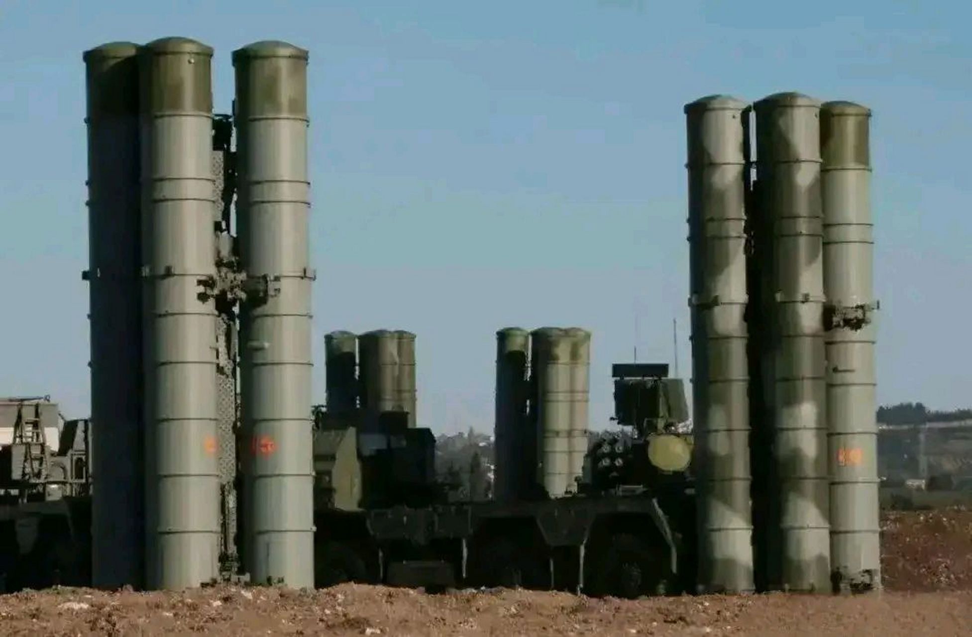 俄罗斯地空导弹系统:s400和s500构筑世界最强防空网,f16难逃其打击
