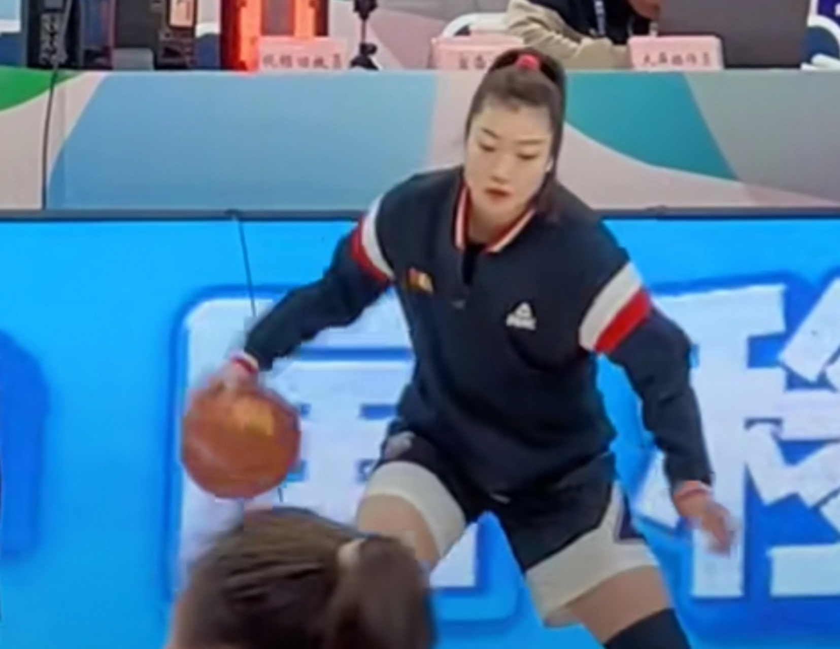 你要是能回到家乡效力该多好,沈部解散之后,辽宁女篮也开始退出联赛