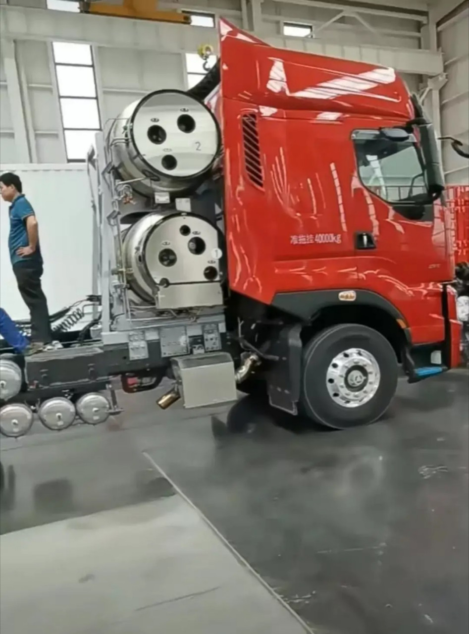 天然气重卡,今年为什么这么火?#我要上热门