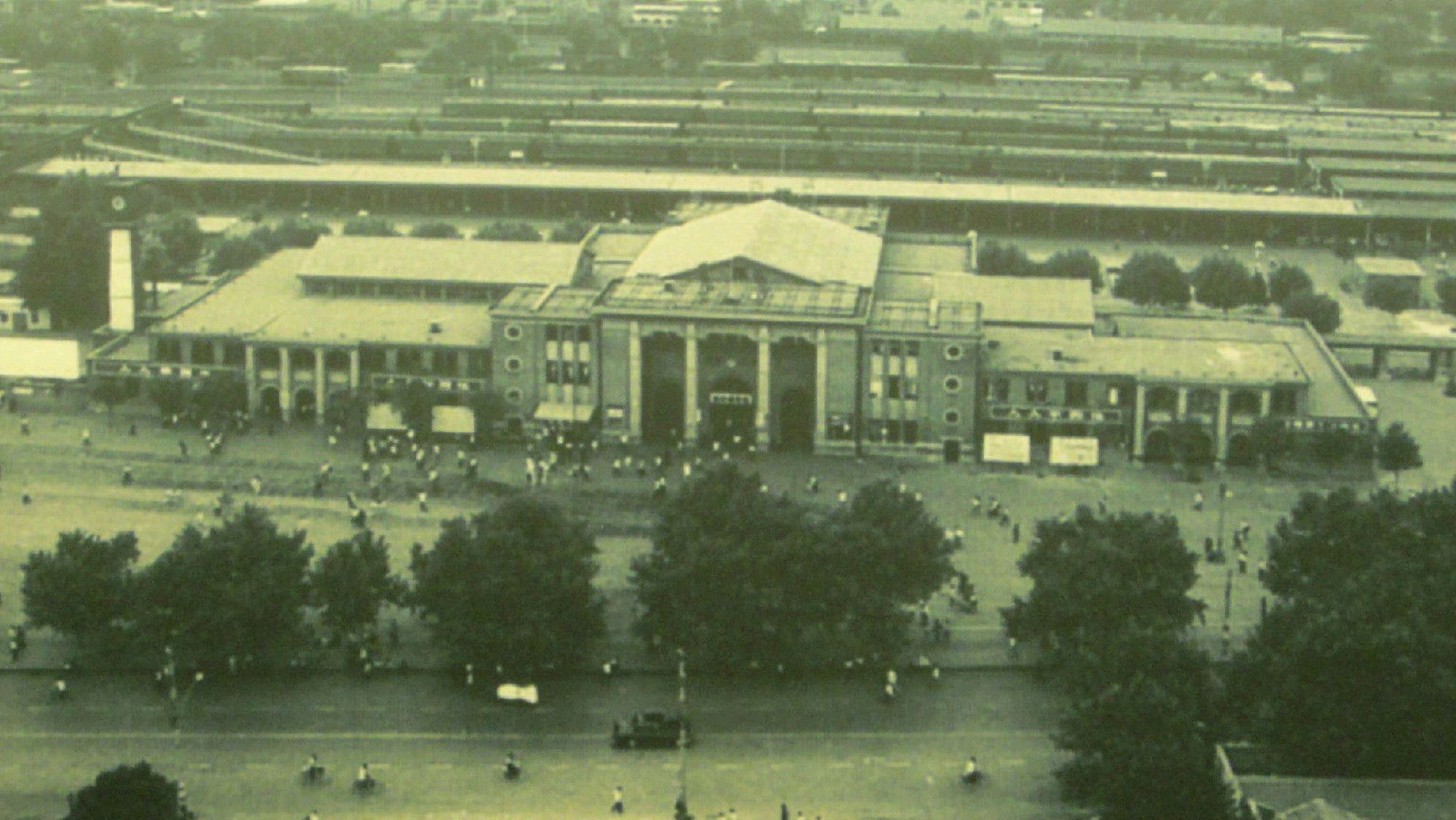 1985年河南郑州老照片,看下那时的城市街道,生活场景,你见过没