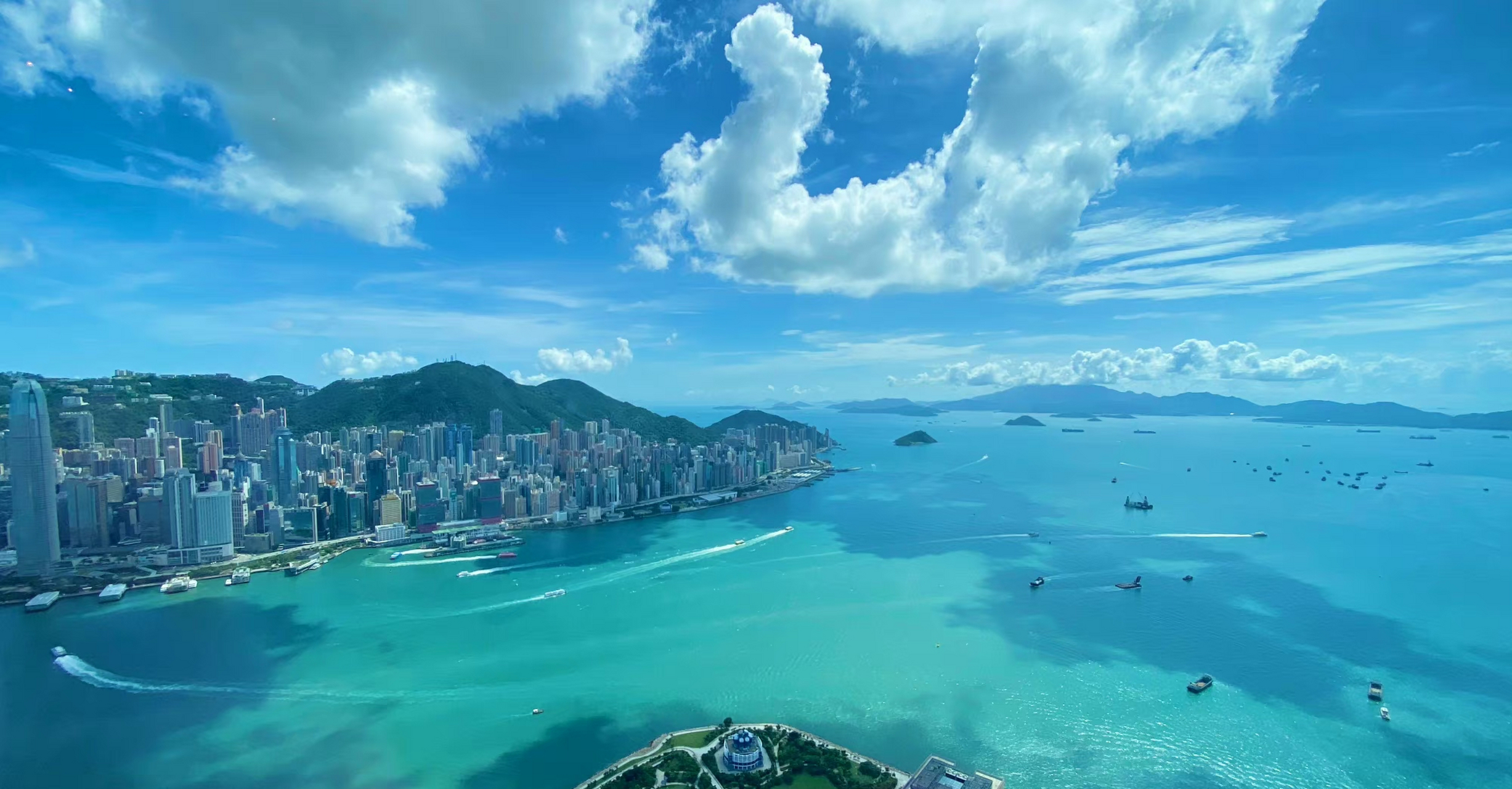 鸟瞰东方之珠微笑,风光,在香港最高楼icc 的天际100观景台,360度俯瞰