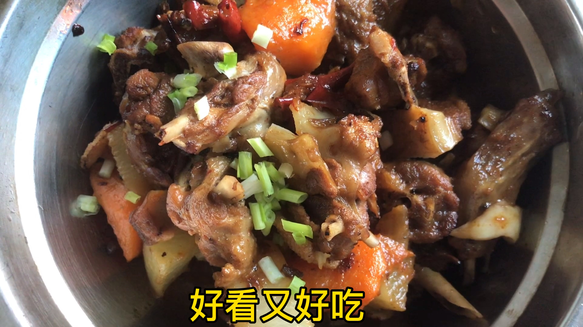 家常菜萝卜烧鸭子做法简单,好吃有营养,下酒又下饭