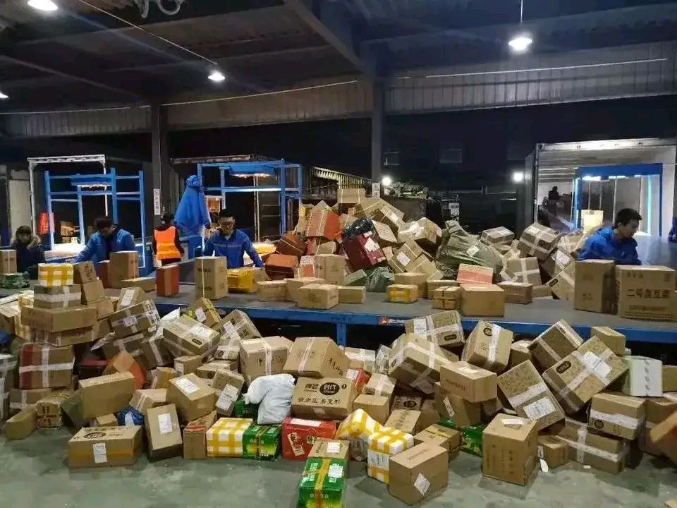 快递分拣员,干一次就会让你怀疑人生,绝对不会想干第二次的工作