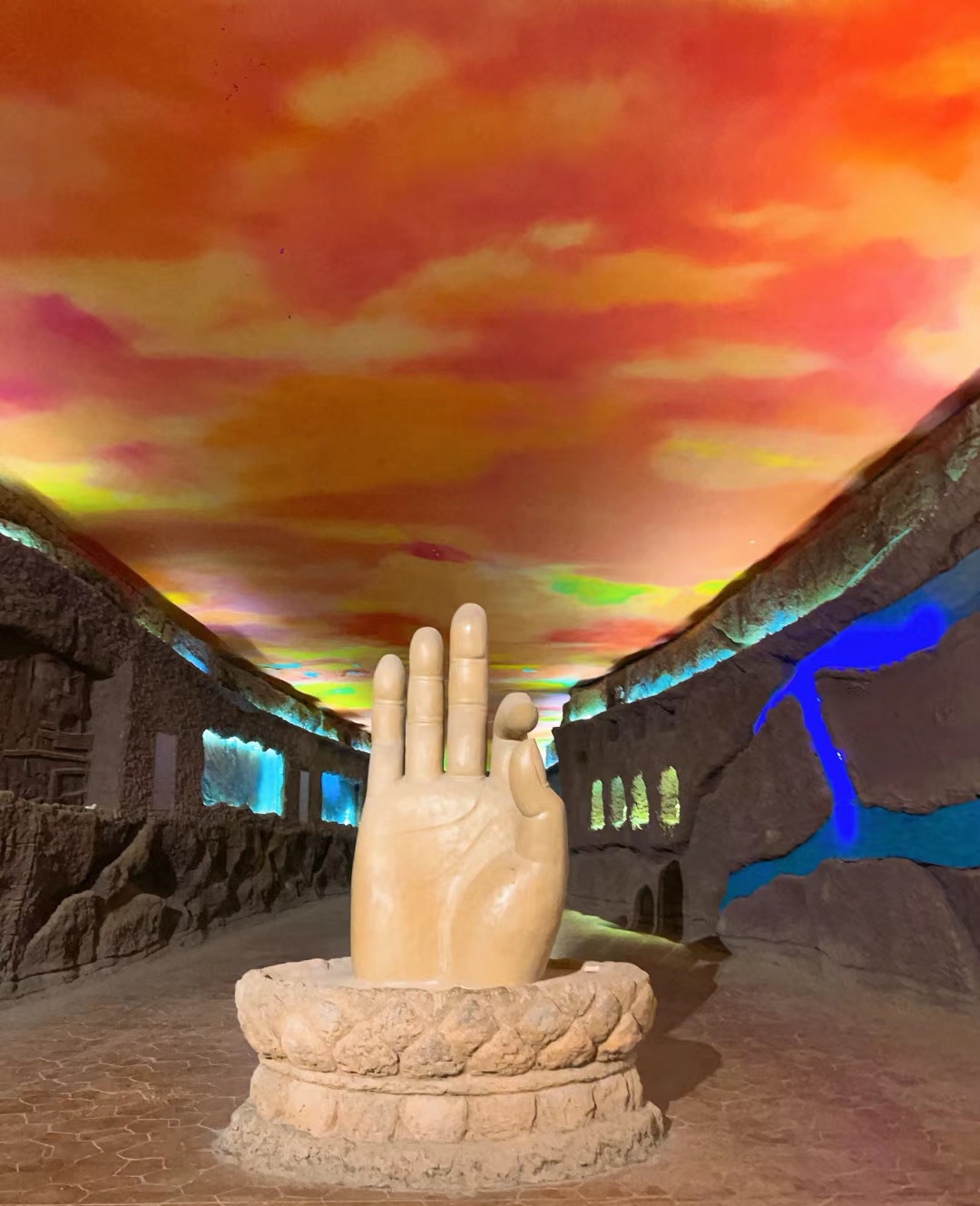 西游记里孙悟空三借芭蕉扇的地方,不仅有八百里火焰山,还有地下水源