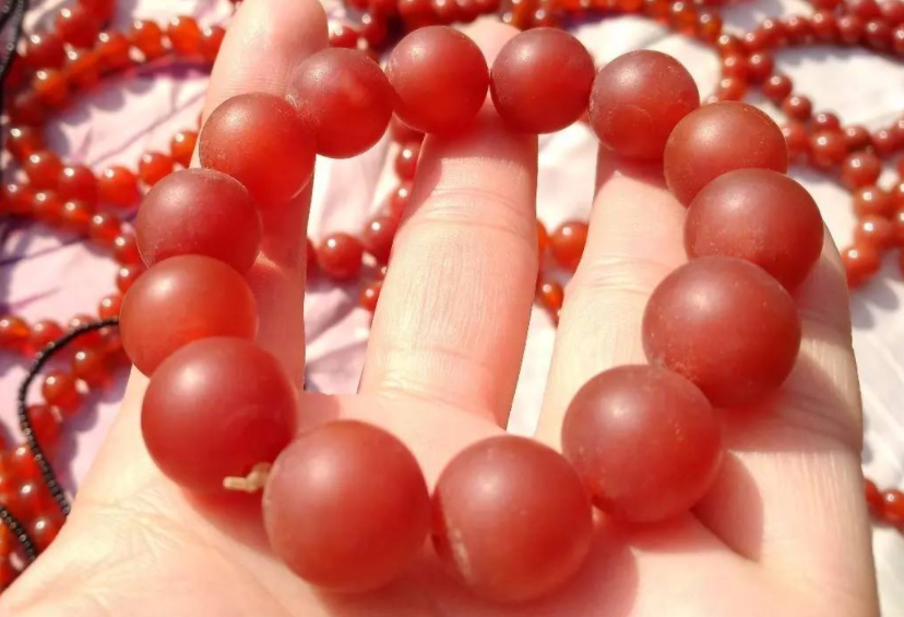 烤色玛瑙如何鉴别