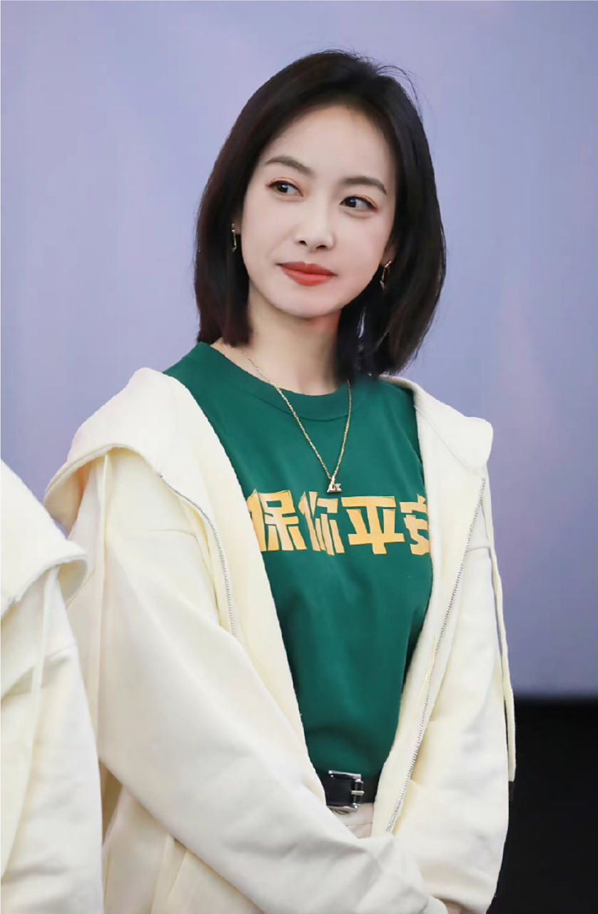 宋茜短发造型好好看,青春靓丽[嘻嘻][嘻嘻]