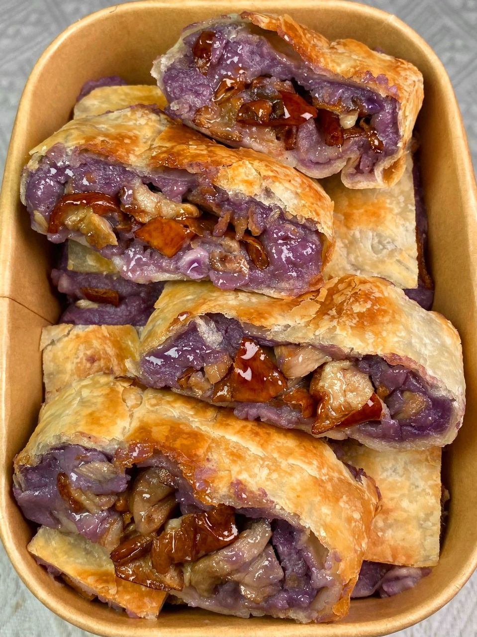 最近追剧被 桑稚 芋泥香酥鸭馋到了!