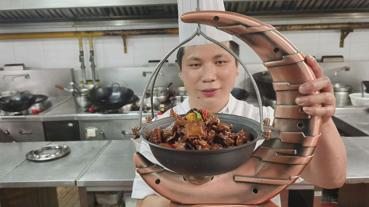 大厨教你:“香菇鸭”的做法,味道鲜美好吃,操作简单易做