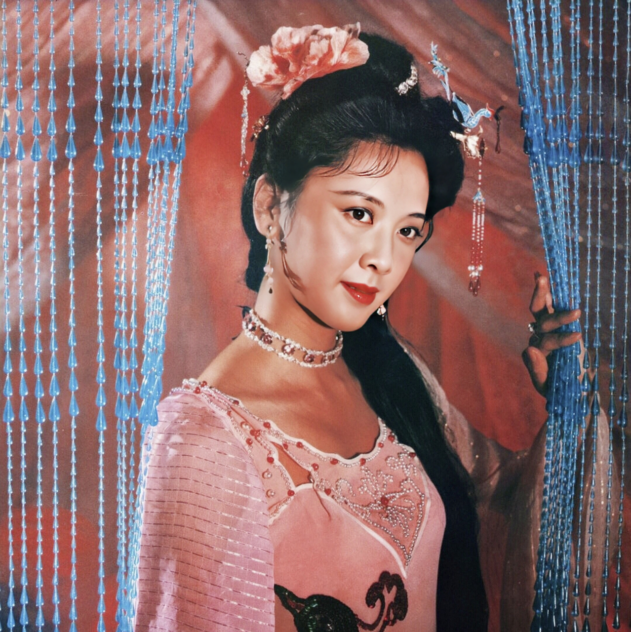 86版《西游记》里的绝世美人——雍容华贵的女儿国国王