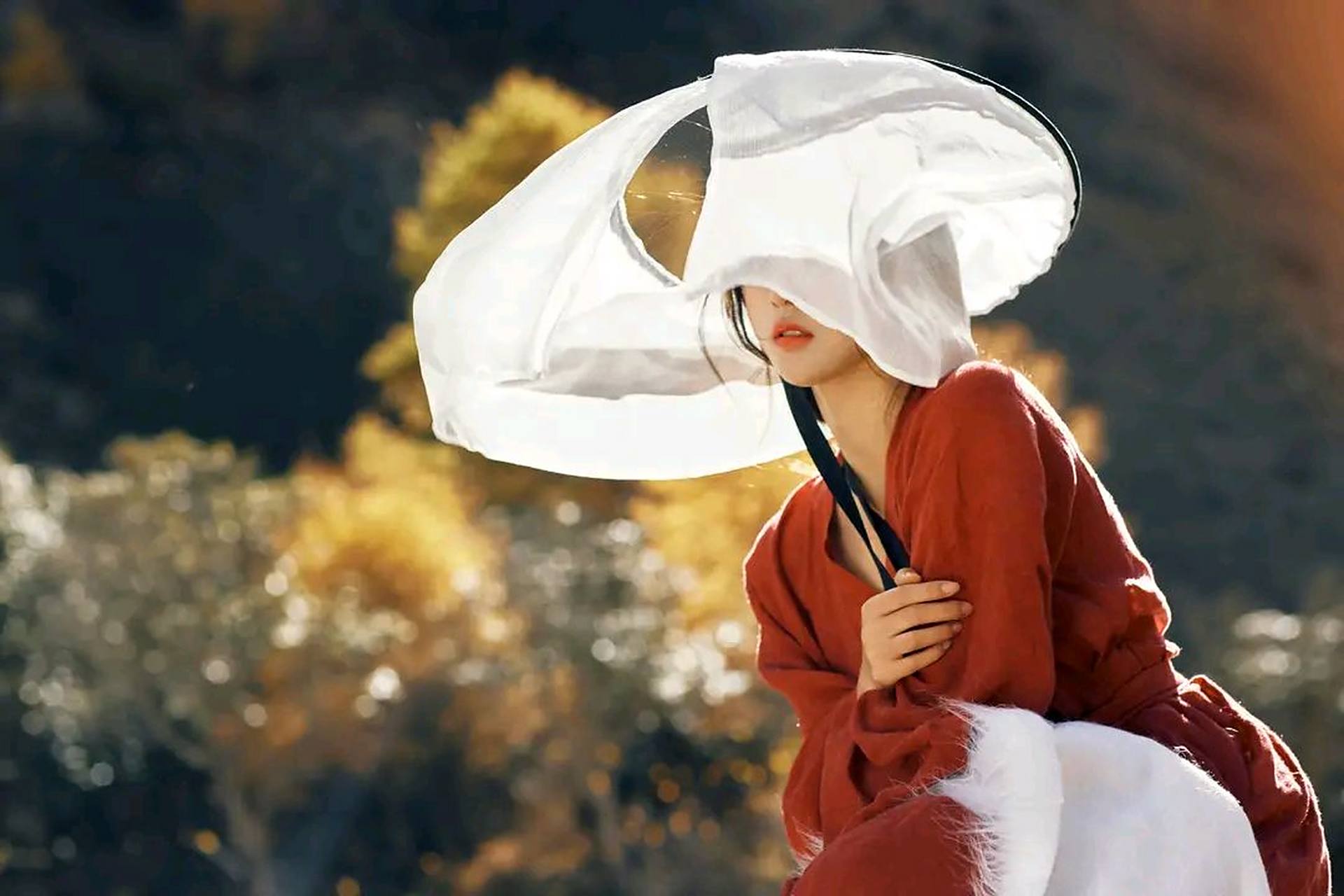 古典国风美人# #八卦娱乐明星# #杨超越# 杨超越古风雪山写真,真炼