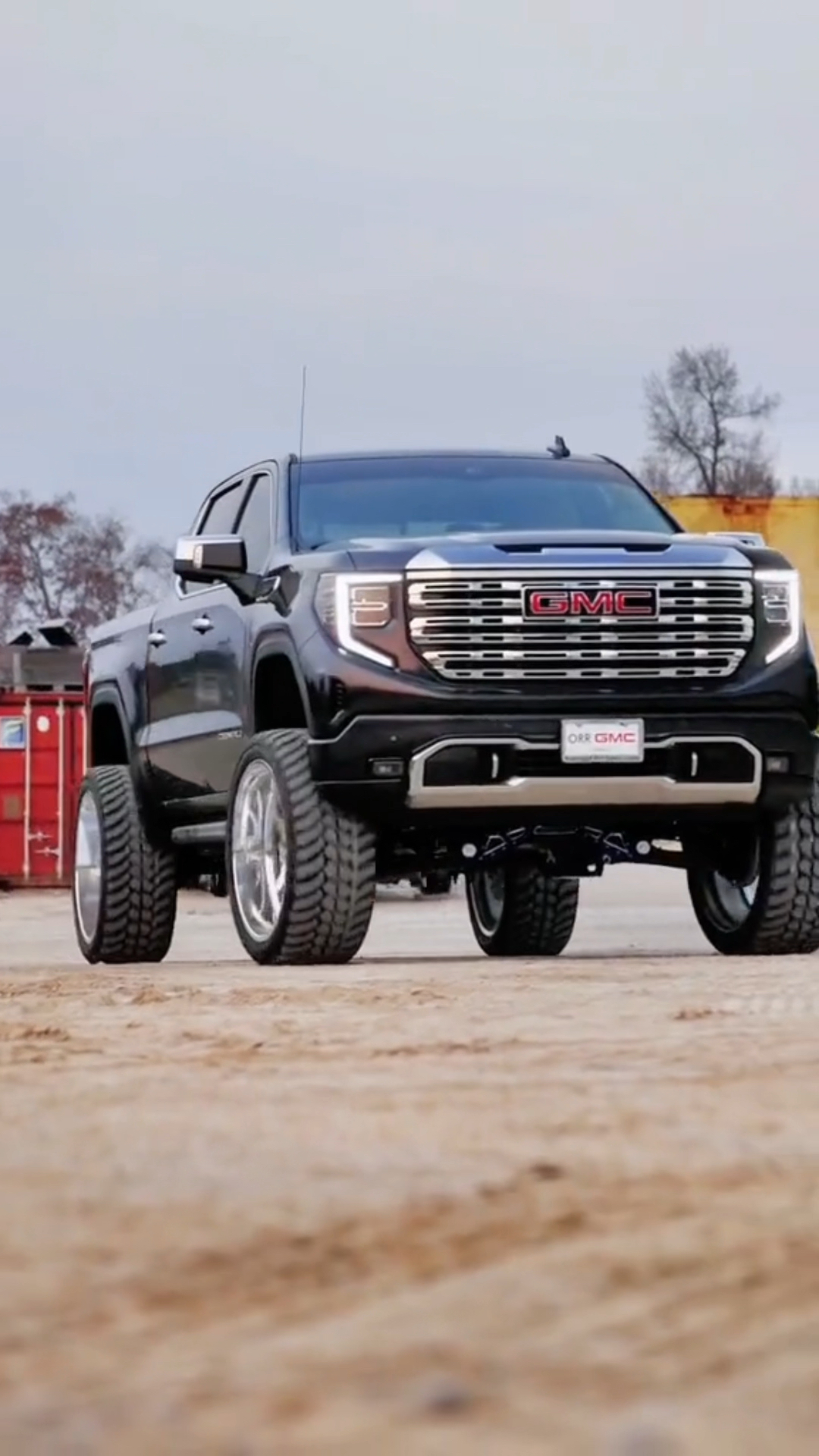gmc皮卡车,轮毂轮胎没有原车好看-度小视