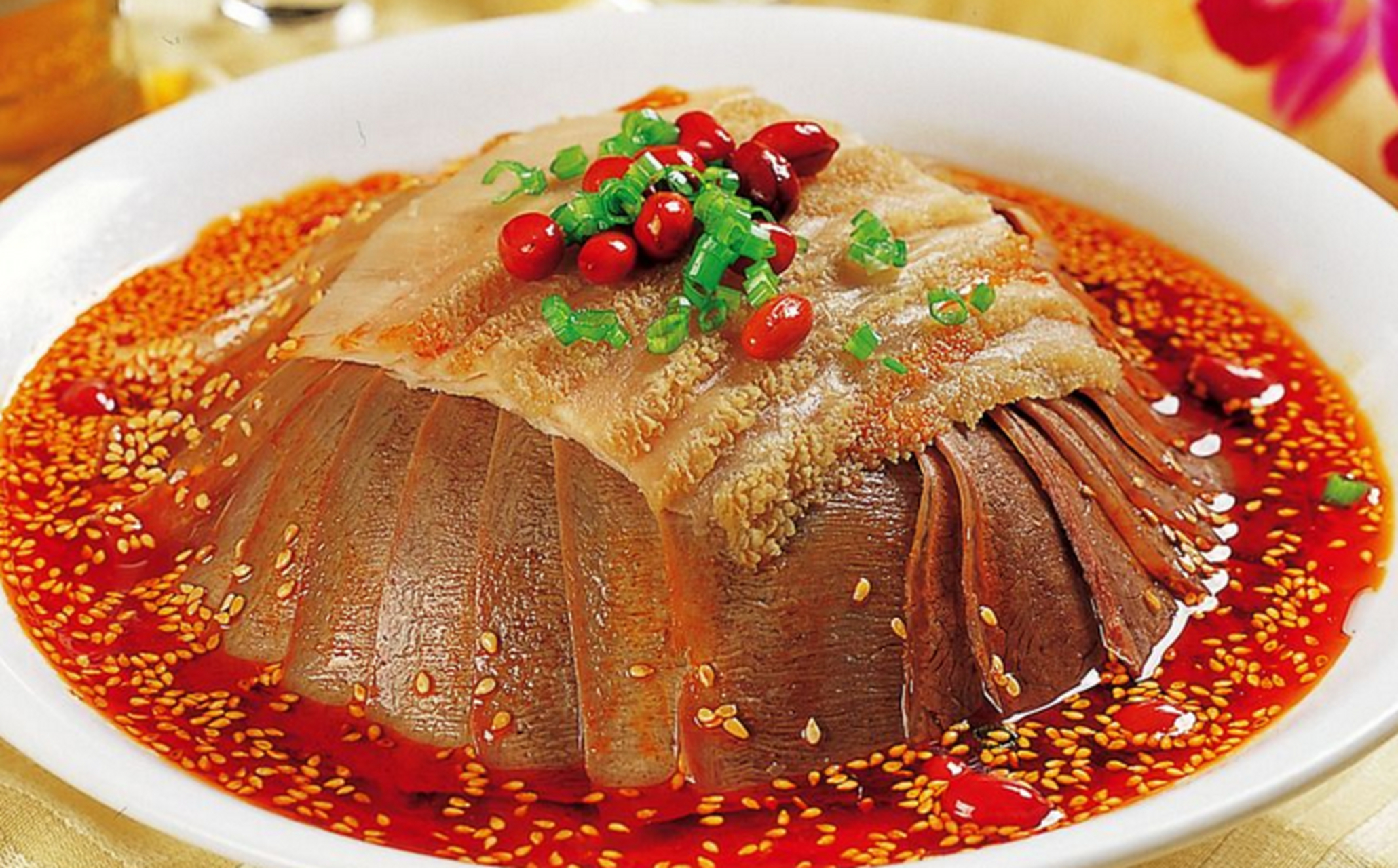 夫妻肺片是四川省成都市的一个知名美食.