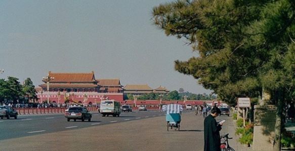 一组老照片,带你穿越到上个世纪90年代的北京