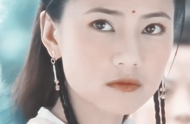 小三专业户高圆圆,历经三段情史,如今和丈夫"各玩各的"