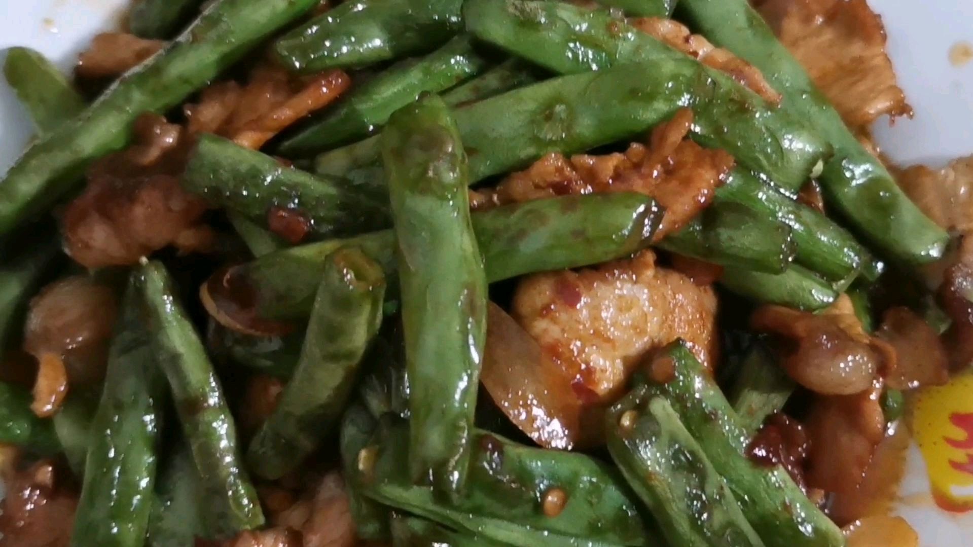 我家四季豆这样炒好吃又下饭,做法简单赶紧收藏起来吧