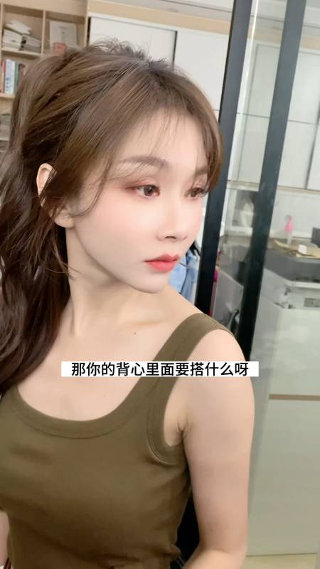 2023-06-0721黑天鹅卡卡本人号1.31万粉丝  关注