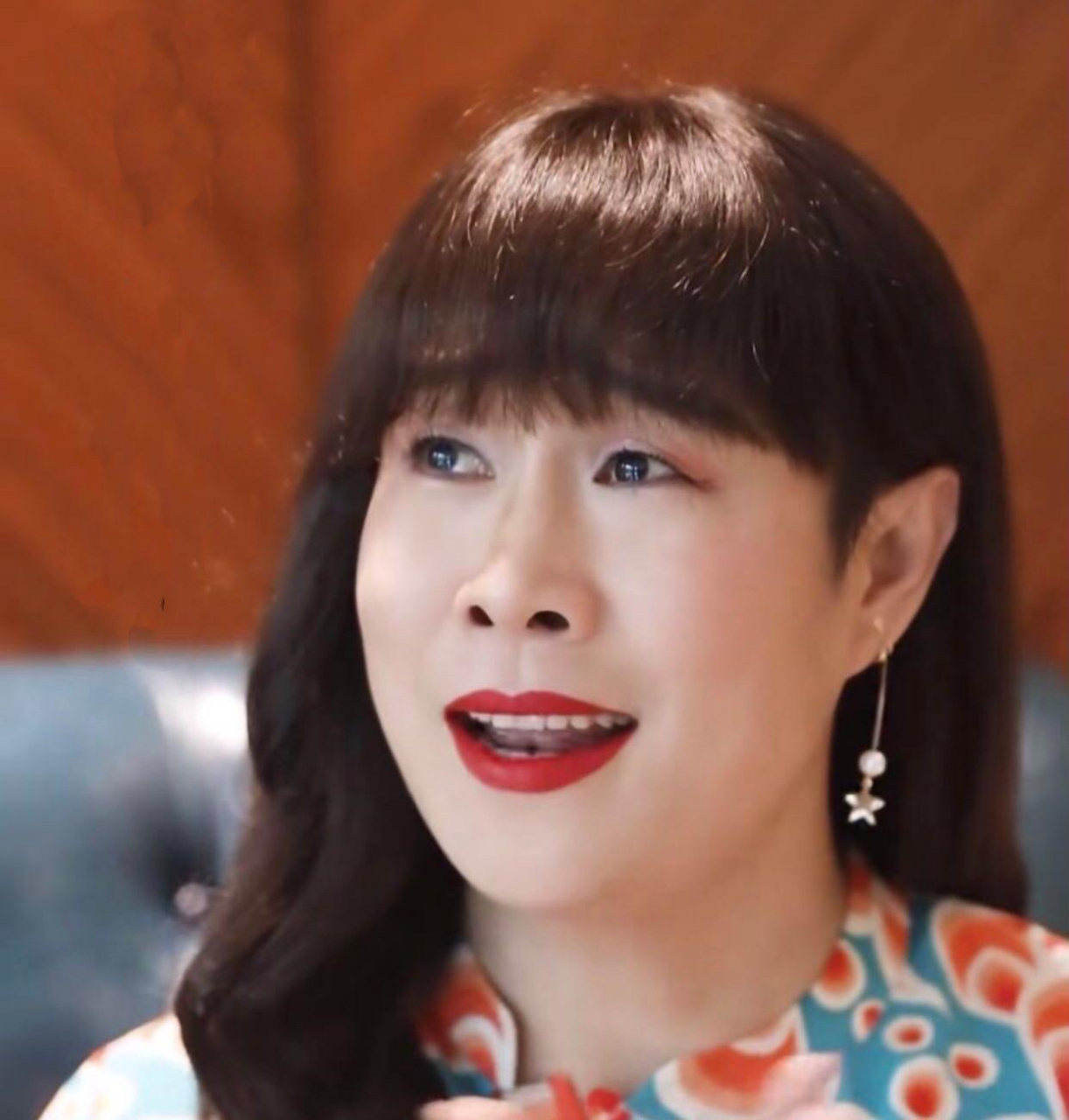 小沈阳女装,比他媳妇还有女人味儿.[捂脸][捂脸]