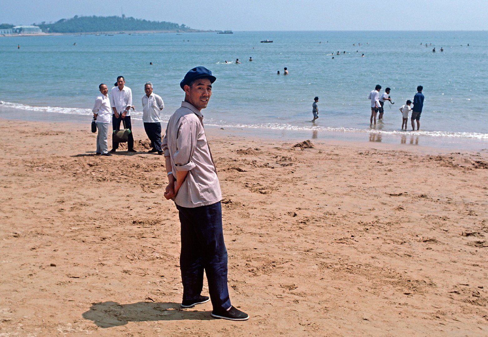 亲切!1985年青岛绝版老照片,老青岛的独家记忆,简直不能再熟悉