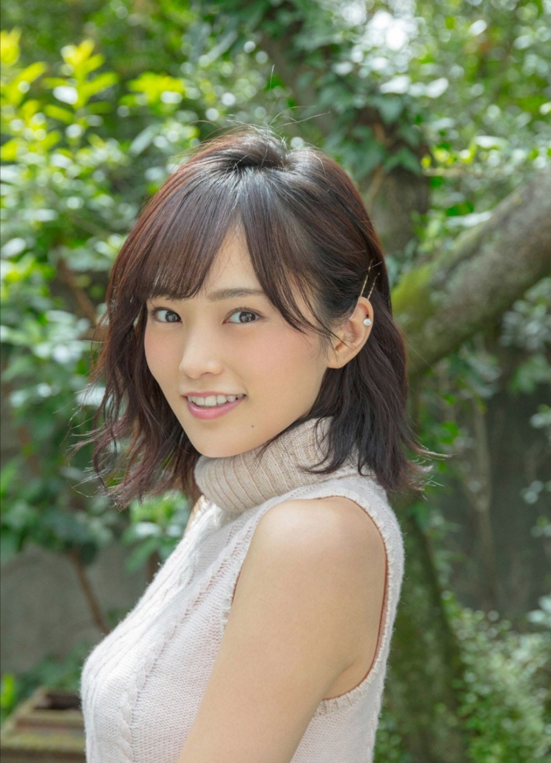 日本女歌手山本彩,一个落入凡间的精灵