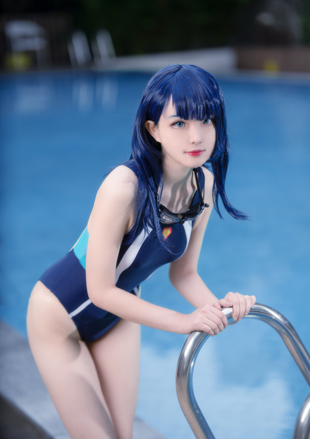 宝多六花泳装cos,虽然还原度上一般,但是人长得挺可爱的