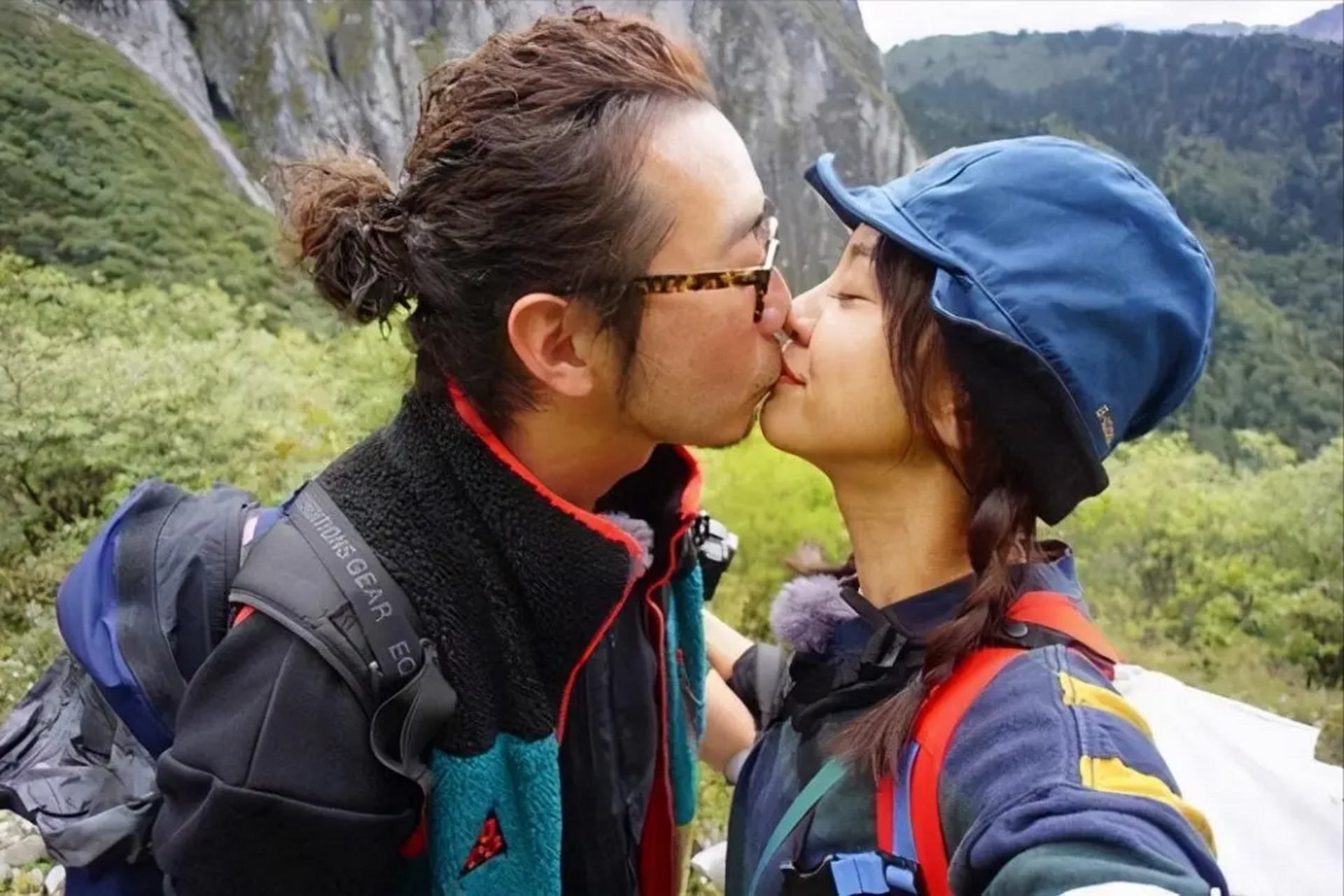 周末,看一档节目时,被陈意涵的老公许富翔圈粉.