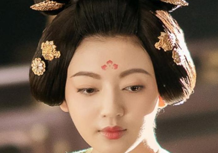 《骊歌行》被何瑞贤圈粉了,出道六年,用三个配角惊艳了所有人