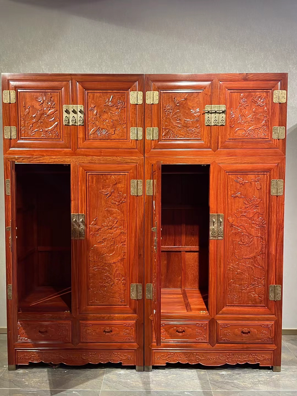 缅甸花梨(大果紫檀) 荷花顶箱柜 没油漆vs细磨打蜡 效果对比