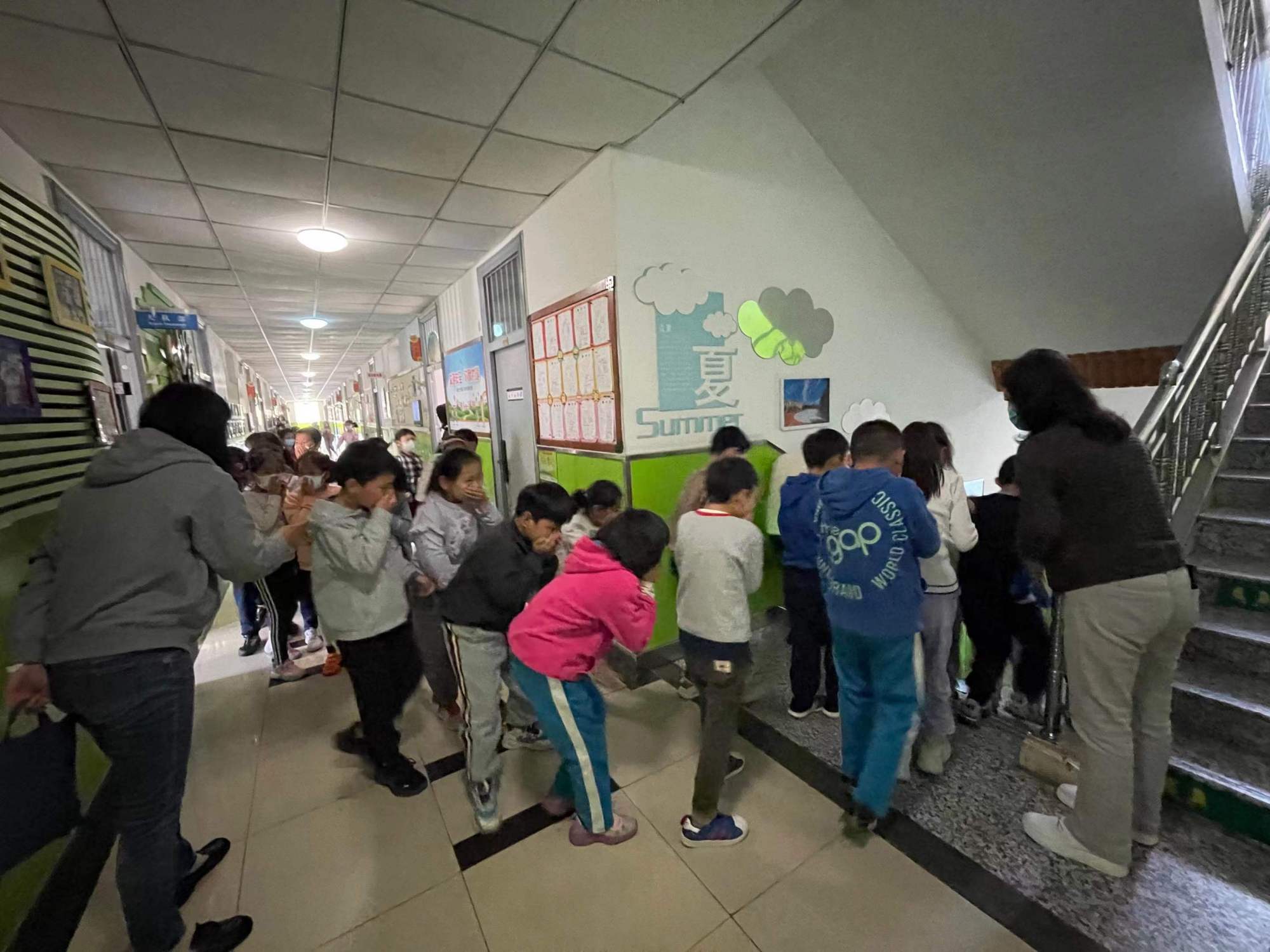 海淀镇组织开展学校消防安全演练活动