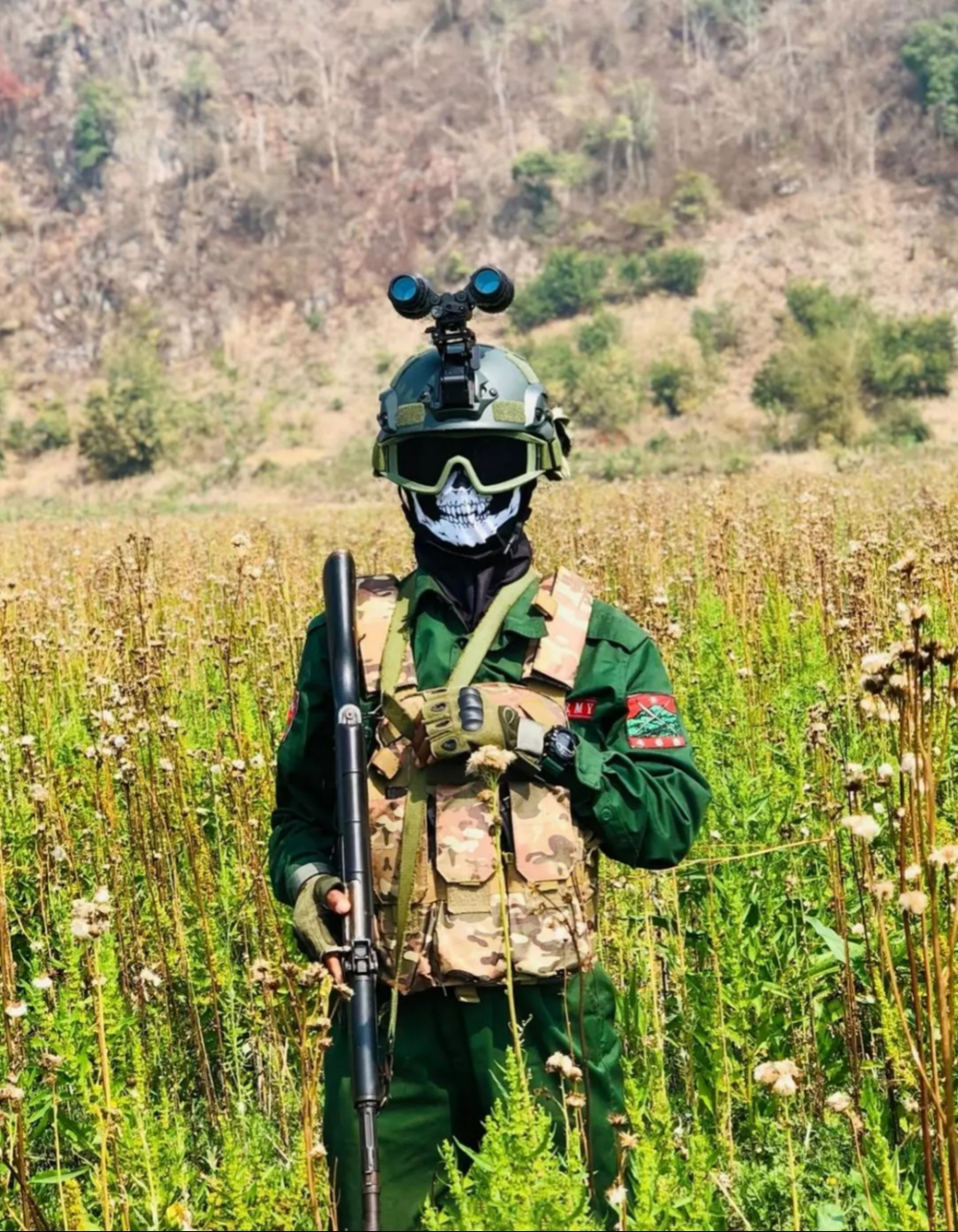 佤邦特种部队的单兵装备#军事