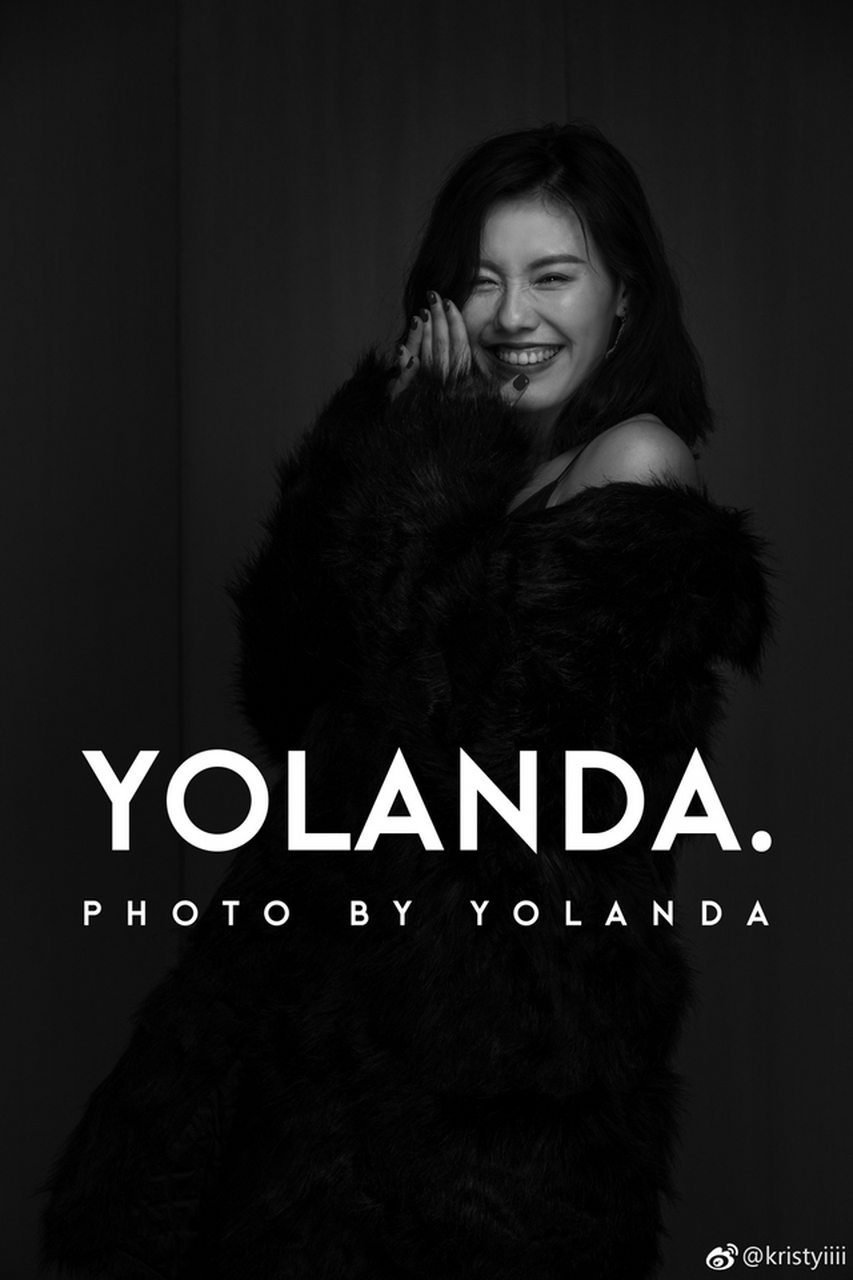 泳坛女神刘湘黑白时尚写真大片