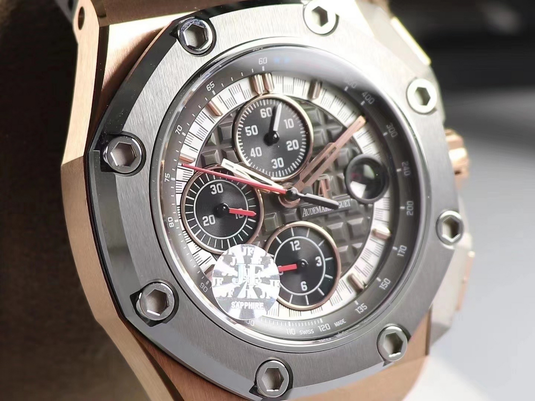 ap"车神"舒马赫与爱彼表的传奇之缘 "赛车界传奇"这个名字与爱彼