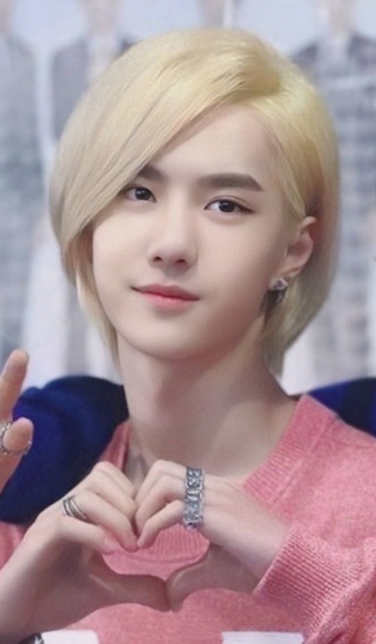 王一博式比心7815 #王一博