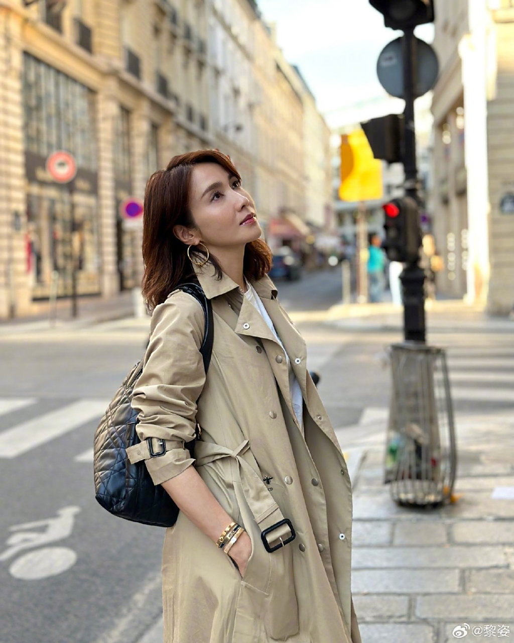 美女的衣品一直在线,身材也与往日一样,在同龄人当中绝对是独一无二