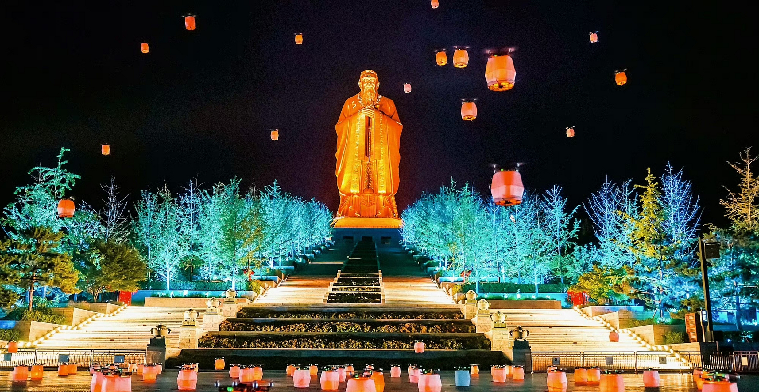 曲阜尼山圣境夜景图片