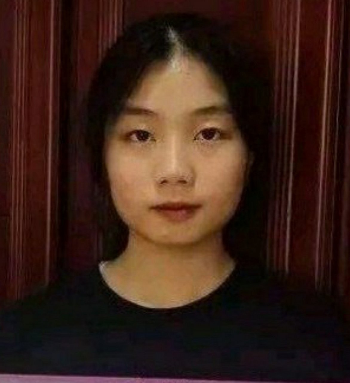 清华学姐# #唐靖# 难以想象这位学姐的冲动,如果没有视频,还原不了