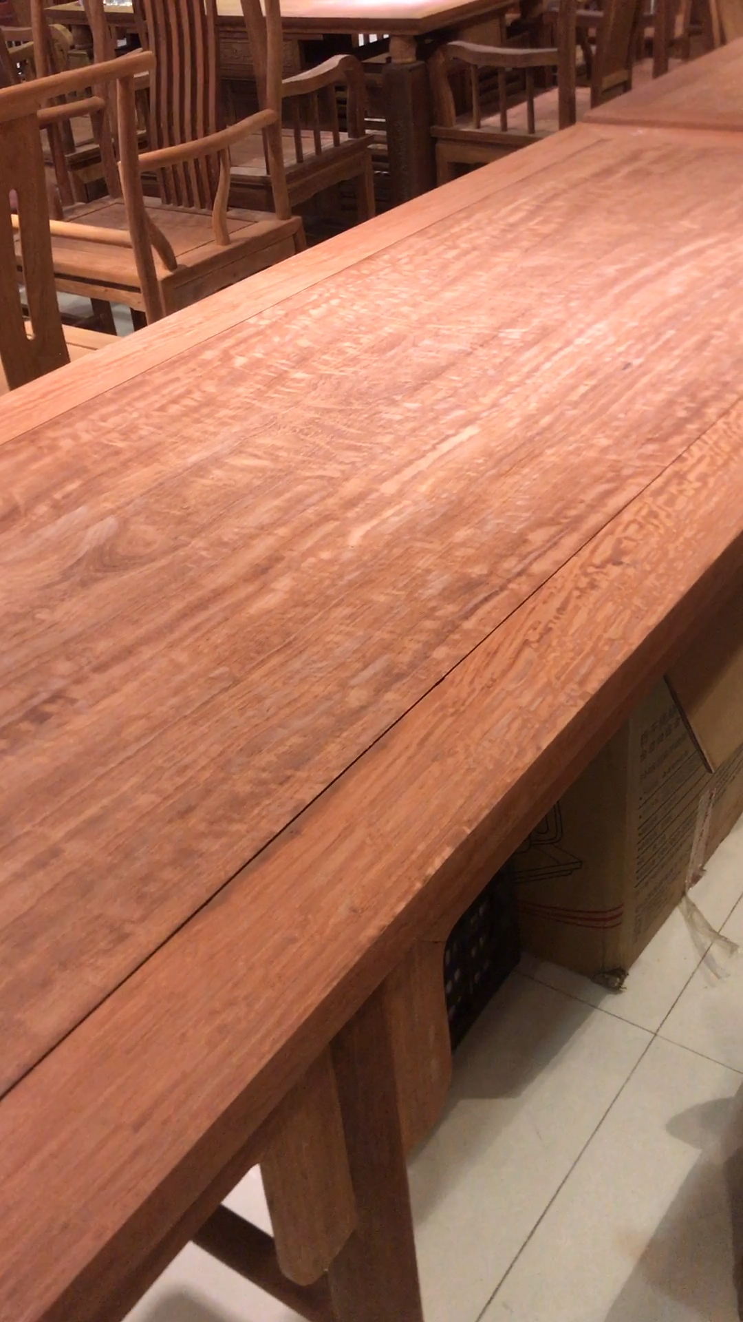 大果紫檀精品,面板独板带虎皮纹品质保证