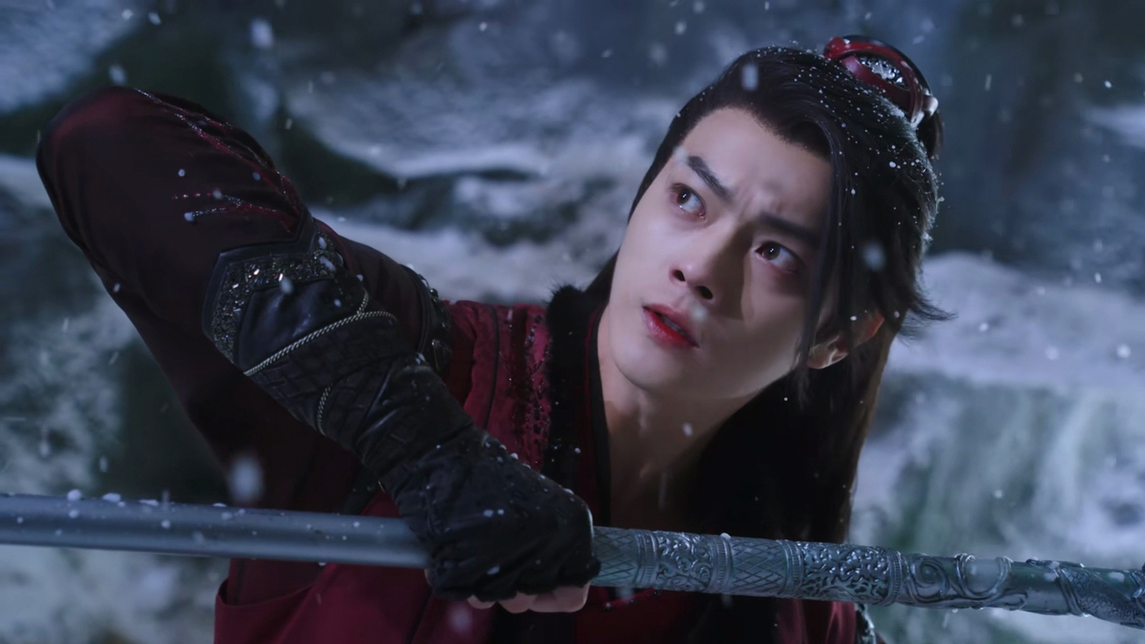 《雪鹰领主》开播,目前看了两集.