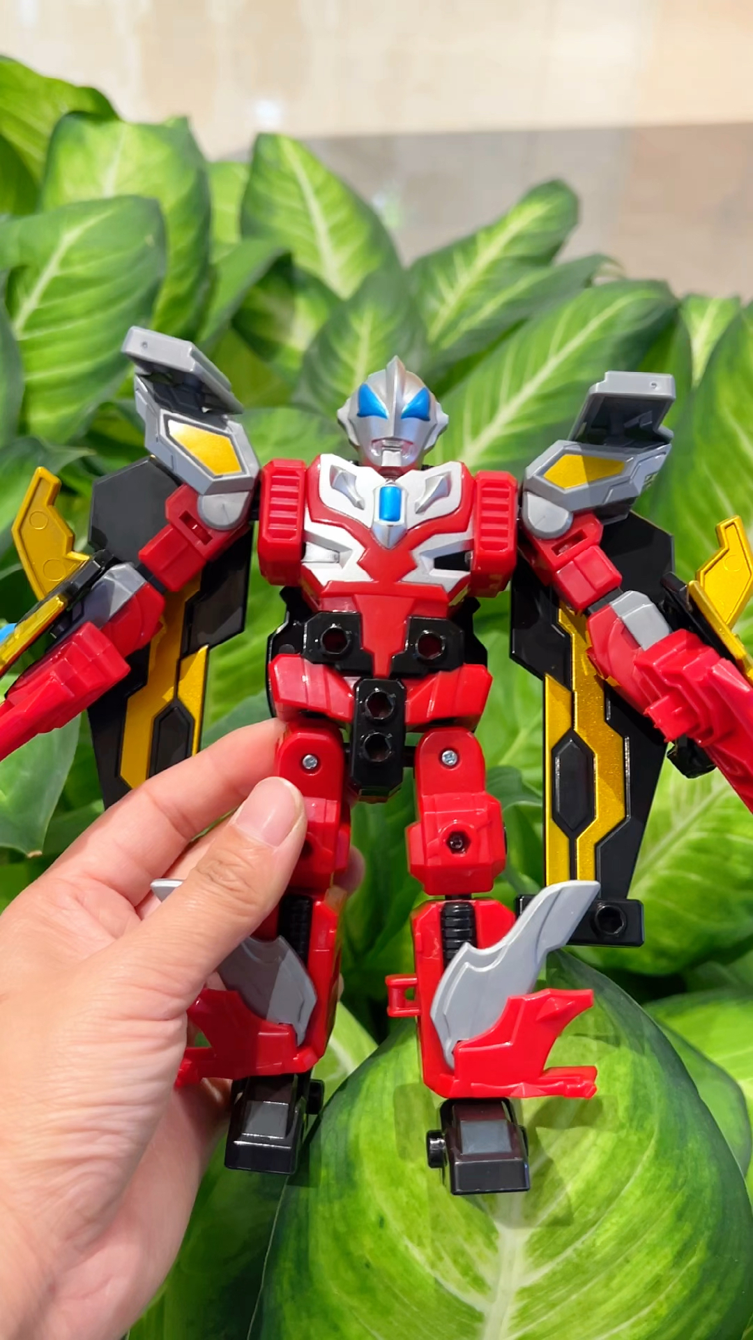 灵动创想,捷德特利迦奥特曼,可动变形合体人偶,儿童机甲玩具-度小视