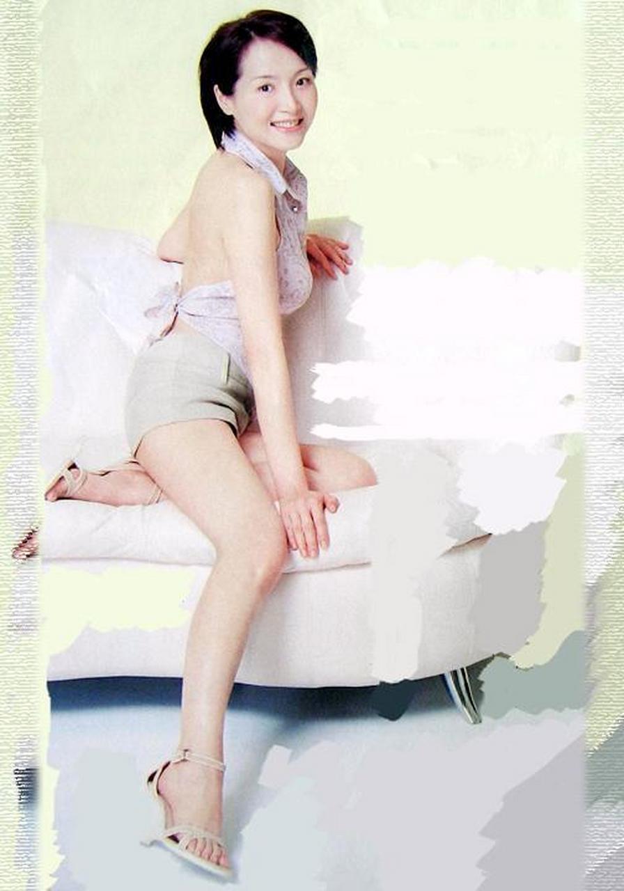港片女星恬妞.