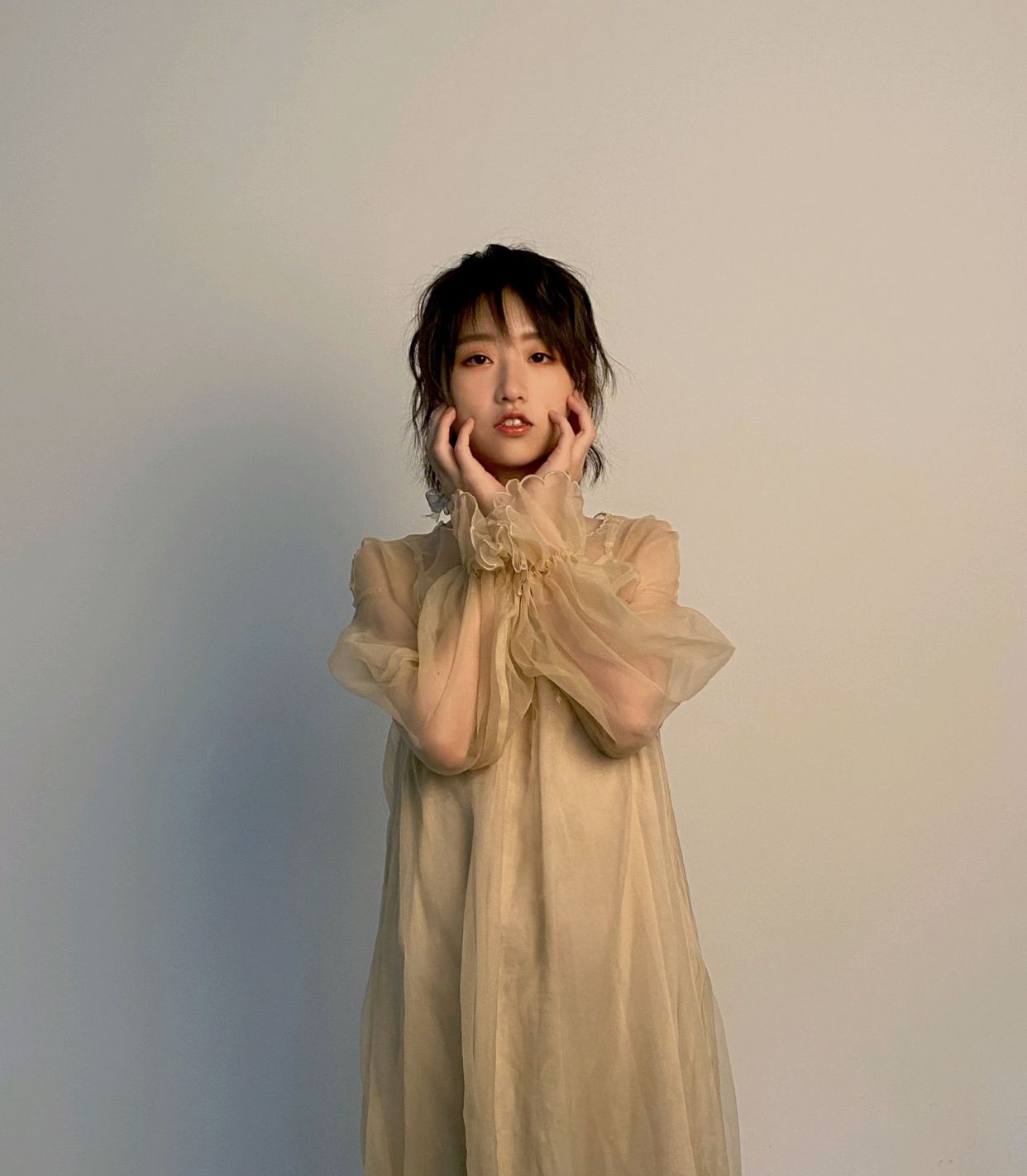 "美少女"鹿小草:甜美可爱,楚楚动人