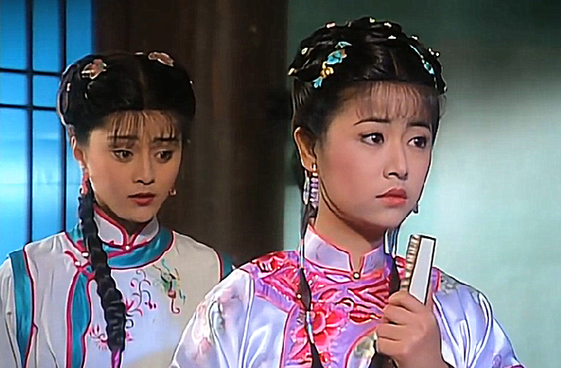 《还珠格格》夏雨荷安排女儿进宫,除感情外更有4个深意,好心机