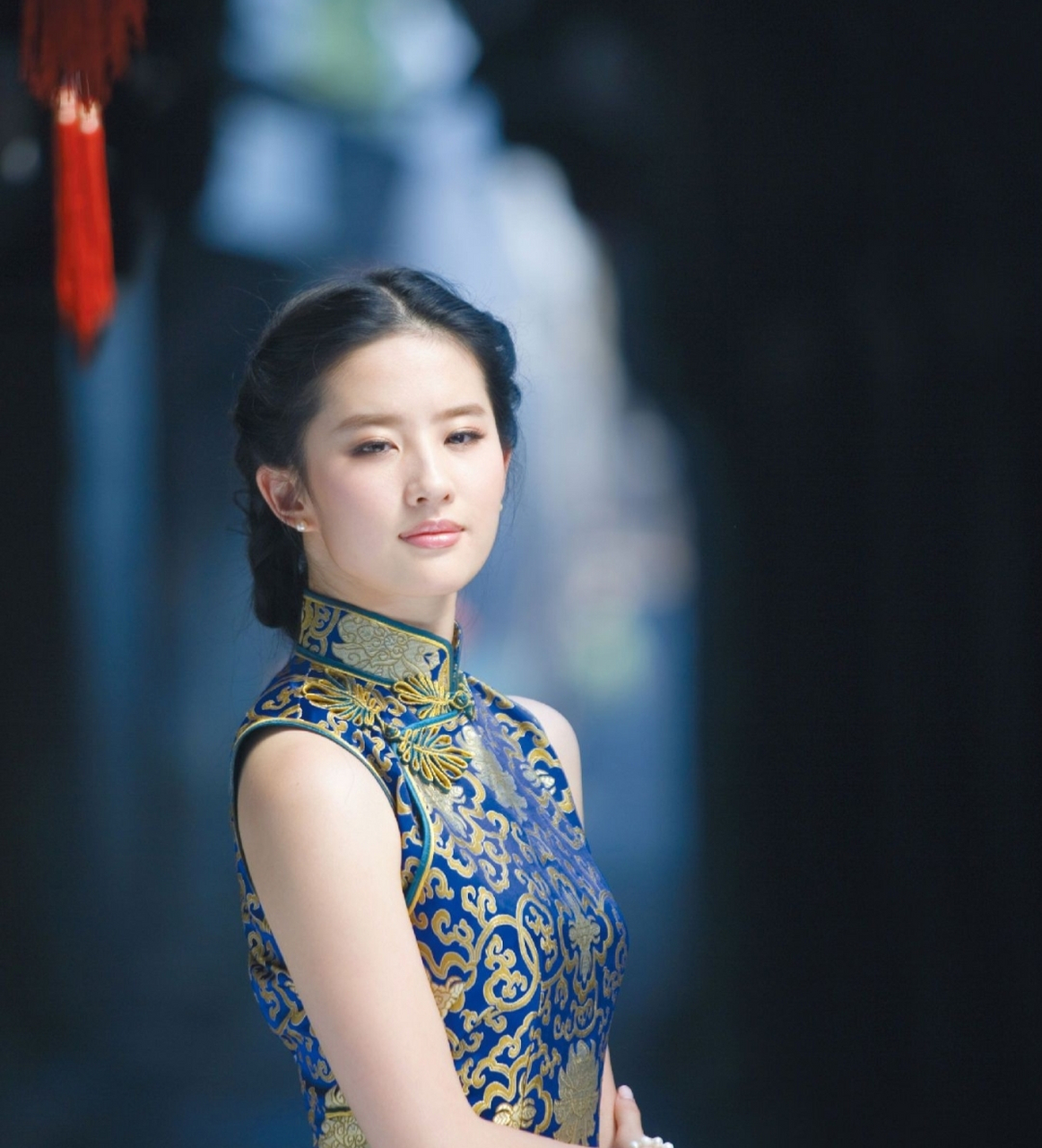 刘亦菲的旗袍造型,端庄典雅,韵味十足!