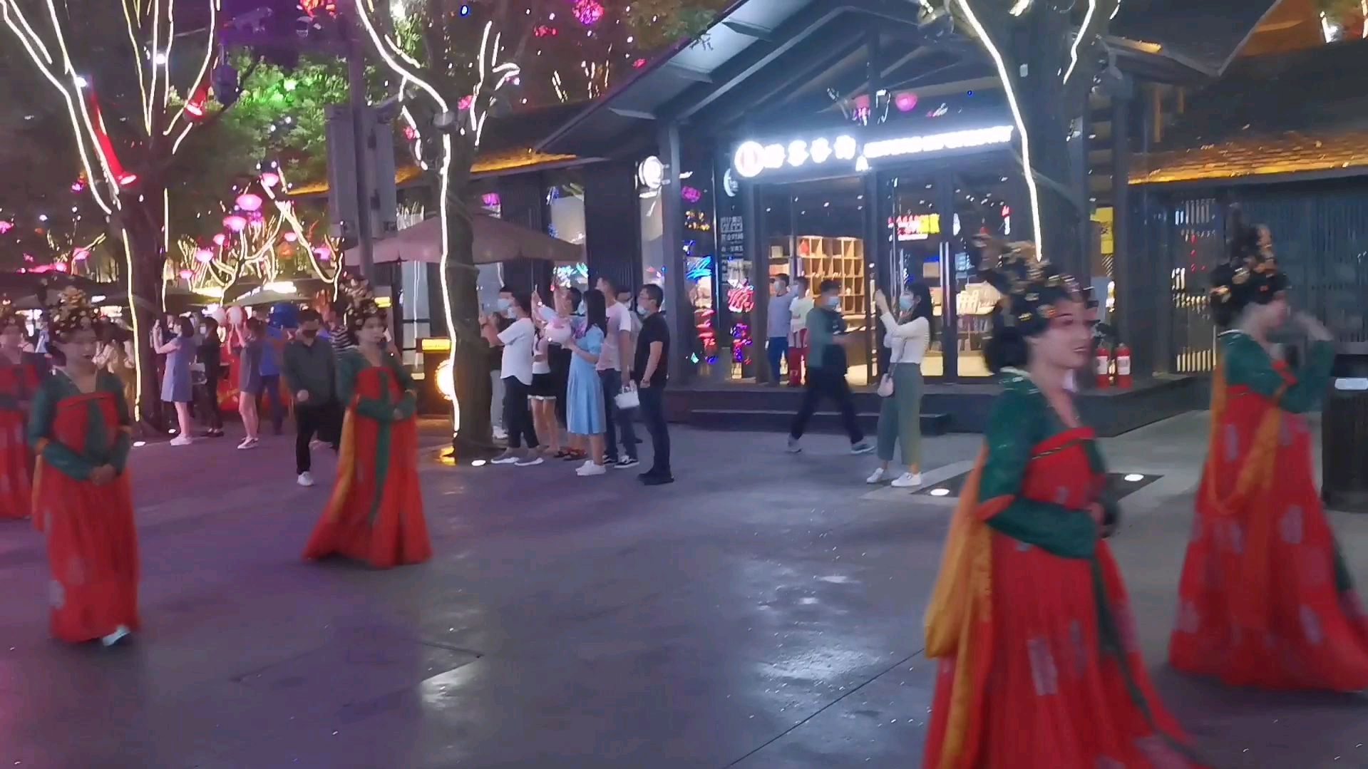 十一快到了,外地网友让介绍西安哪些景点和美食,大概就这些