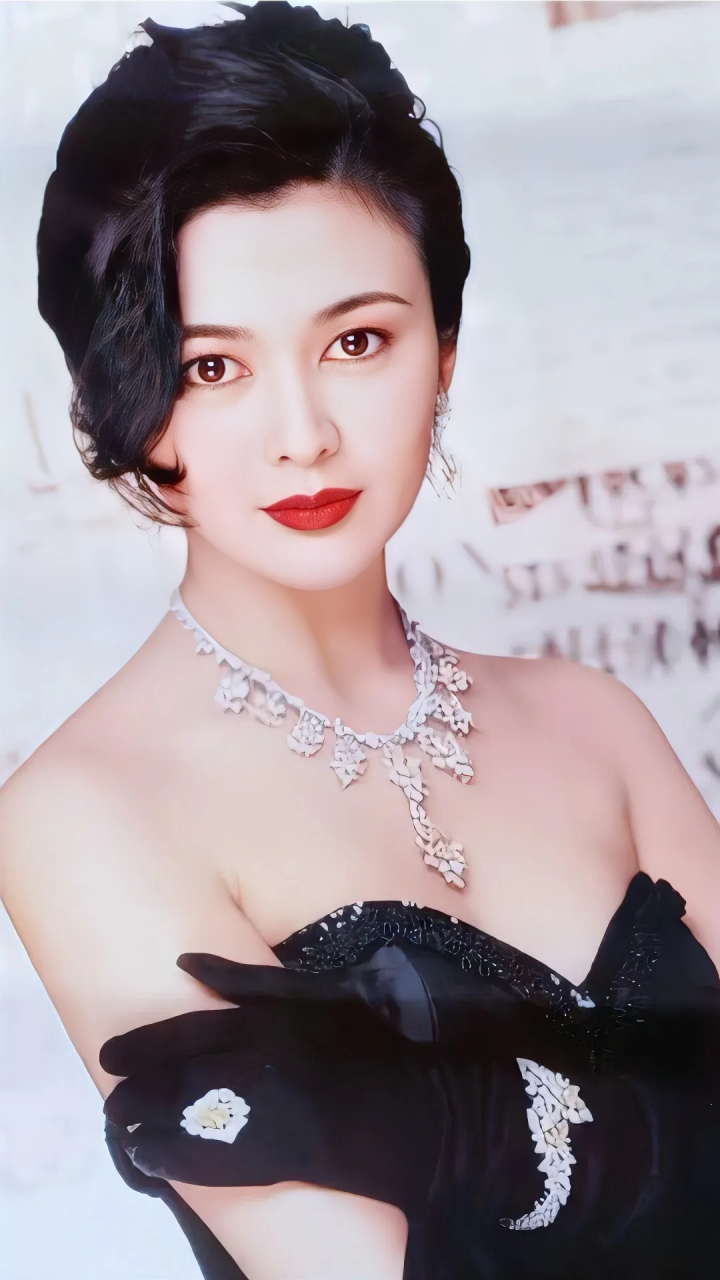 关之琳年轻时候可真美,教科书级别的美貌#年轻时极为貌美的女明星