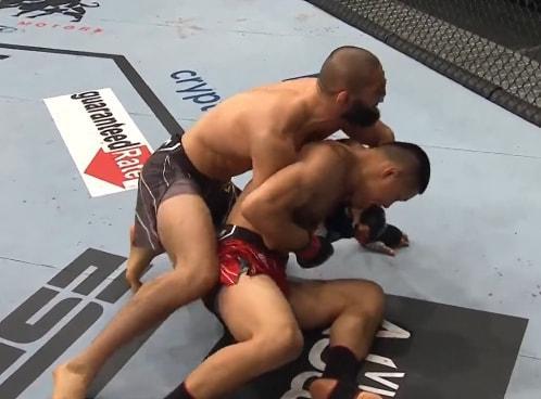 李景亮vs奇马耶夫:世界看到我输,也看到我最后一刻也不认输