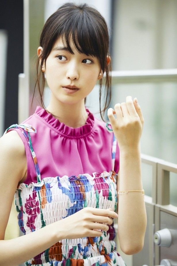 高橋ひかる(高桥光)美图来一组,这个夏天最治愈的笑容